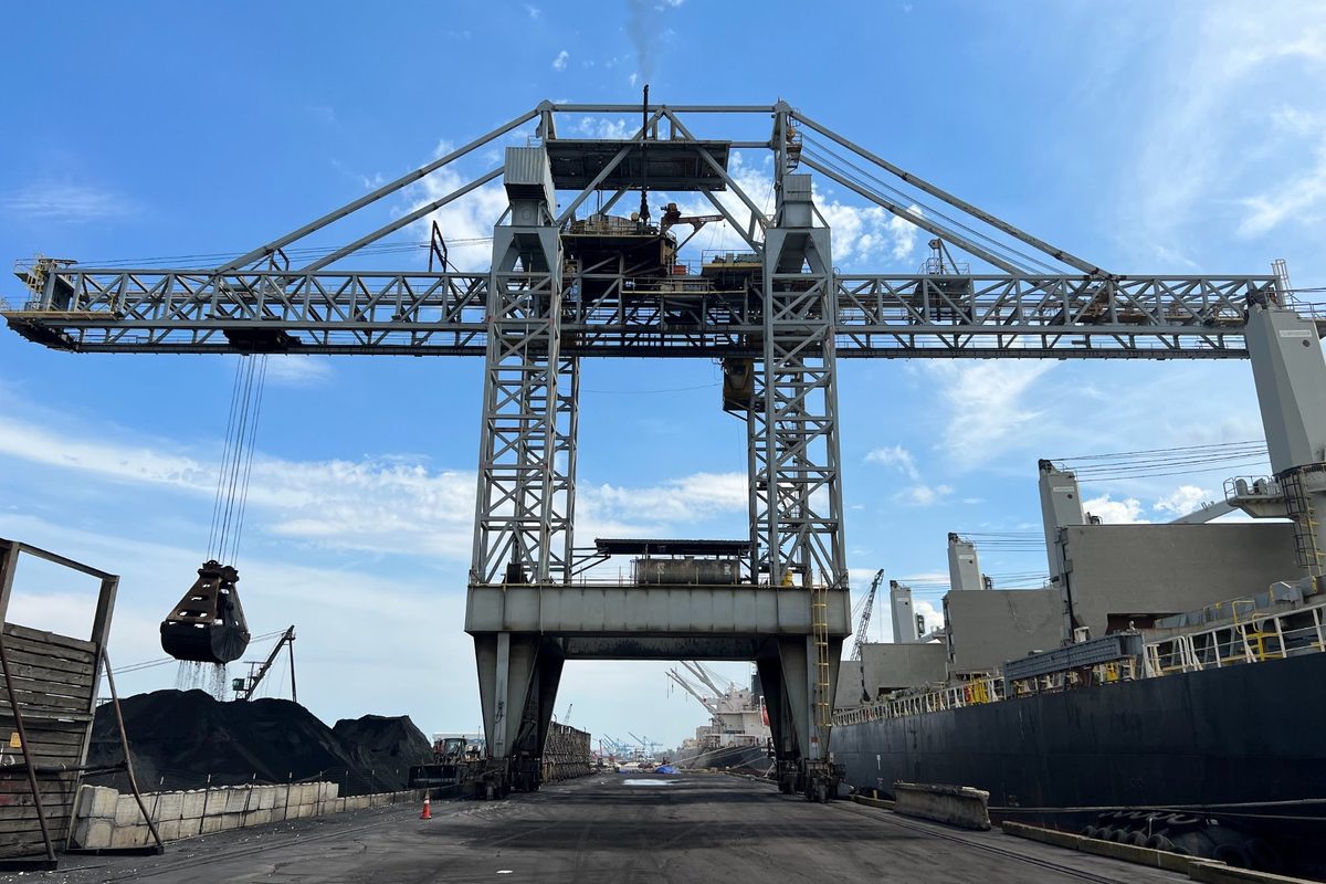 Bulk cargo loading operation, Mobile Alabama terminal
